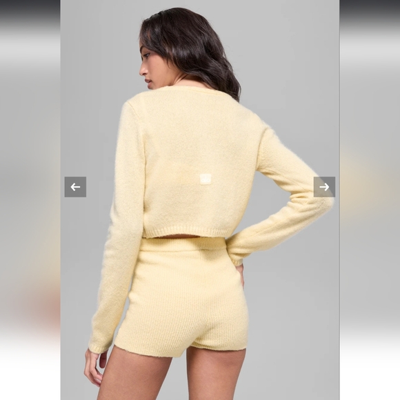 Wool Cashmere New Class Cropped Cardigan - Picture 3 of 4